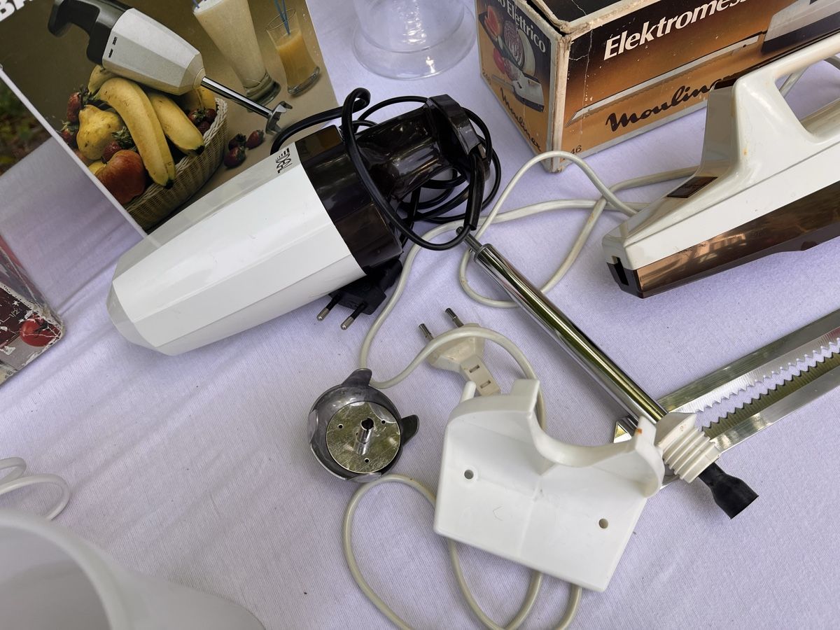 Elettrodomestici da cucina: Küche-Geräte :Stabmixer, Multizerkleinerer, Elektromesse (64 – Usato da Glattfelden venduto da maa_qcj8 5