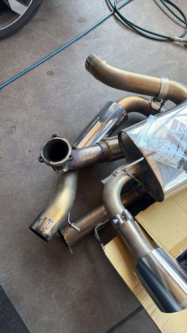 Ford Sistemi di scarico: Milltek für Ford Focus rs mk2 – Usato da Ebnat-Kappel venduto da mic_ttd7 1