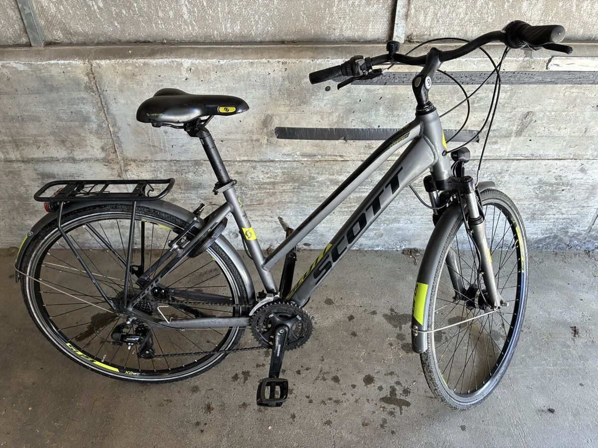 Scott Biciclette: Fahrrad Scott Velo – Usato da Schlosswil venduto da Elias_Michel.05 2