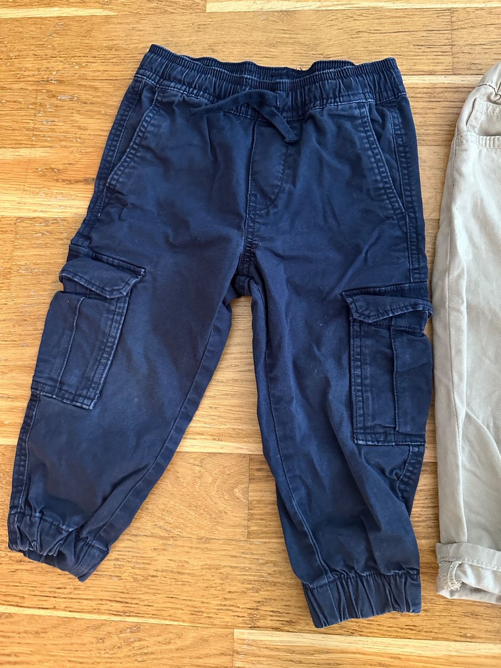 Pantaloni: Boy Hose Gr 92 – Usato da Zürich venduto da JuliaSp 4