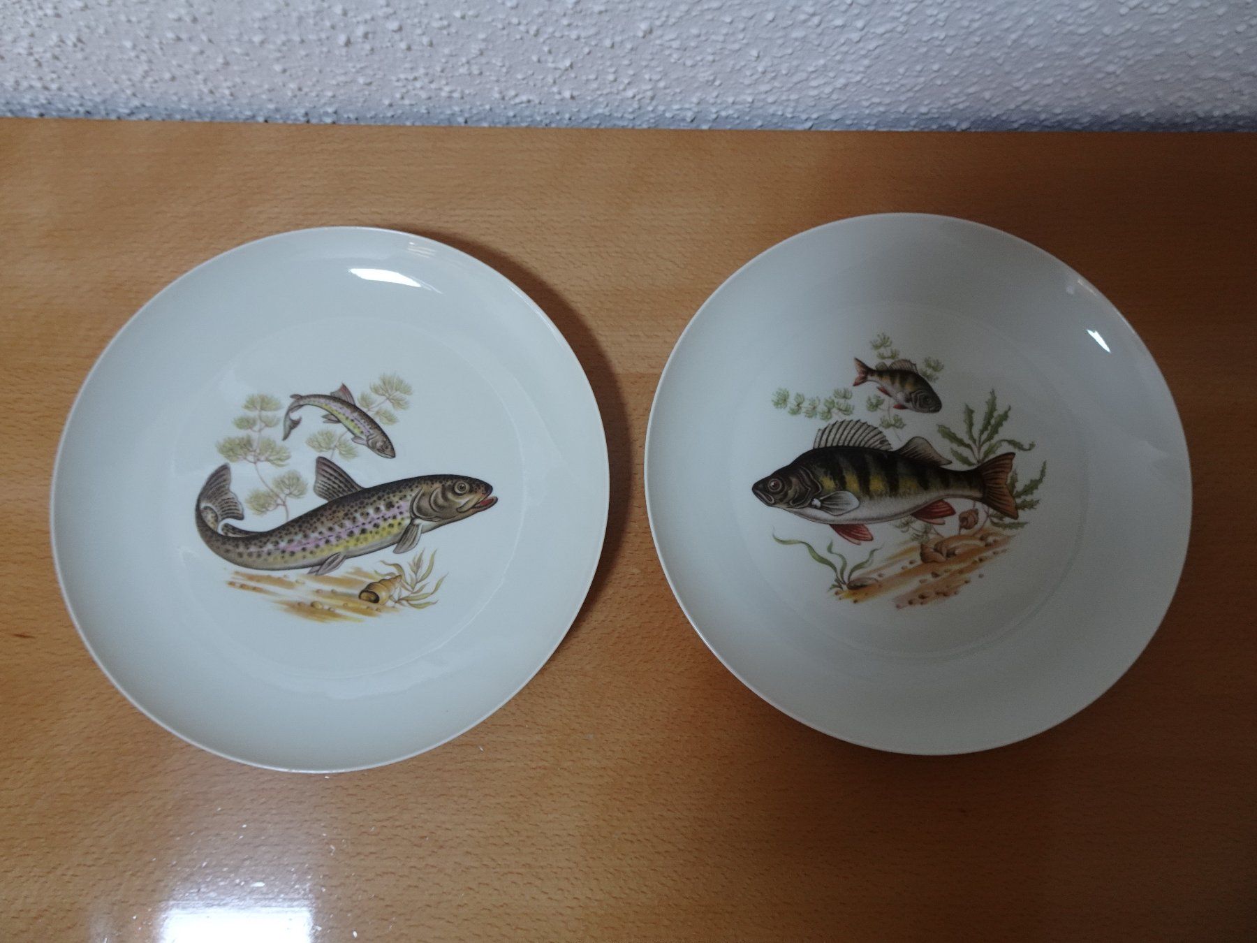 Assiettes: 6 assiettes et 1 plat – D'occasion à Confignon par Talenchant73 2