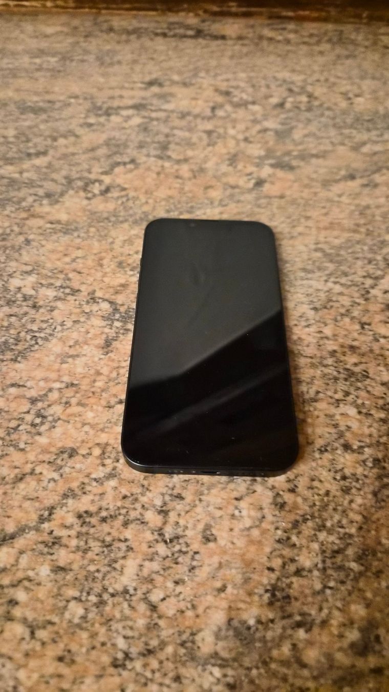 Apple Telefoni cellulari / Smartphones: IPhone 13 ab 1 Sfr – Usato da Oensingen venduto da chefkoch123