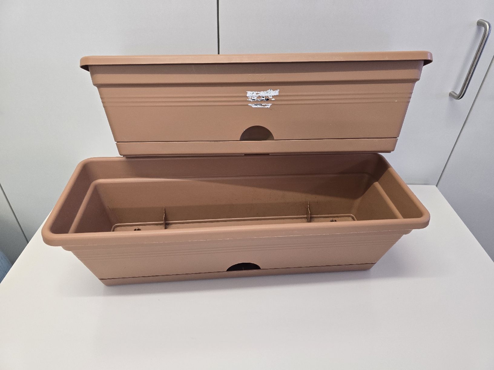 Coop Blumentöpfe: Elho Blumentöpfe 50cm/ 7,5 Liter – Gebraucht aus St. Gallen von CAPYCORP 2