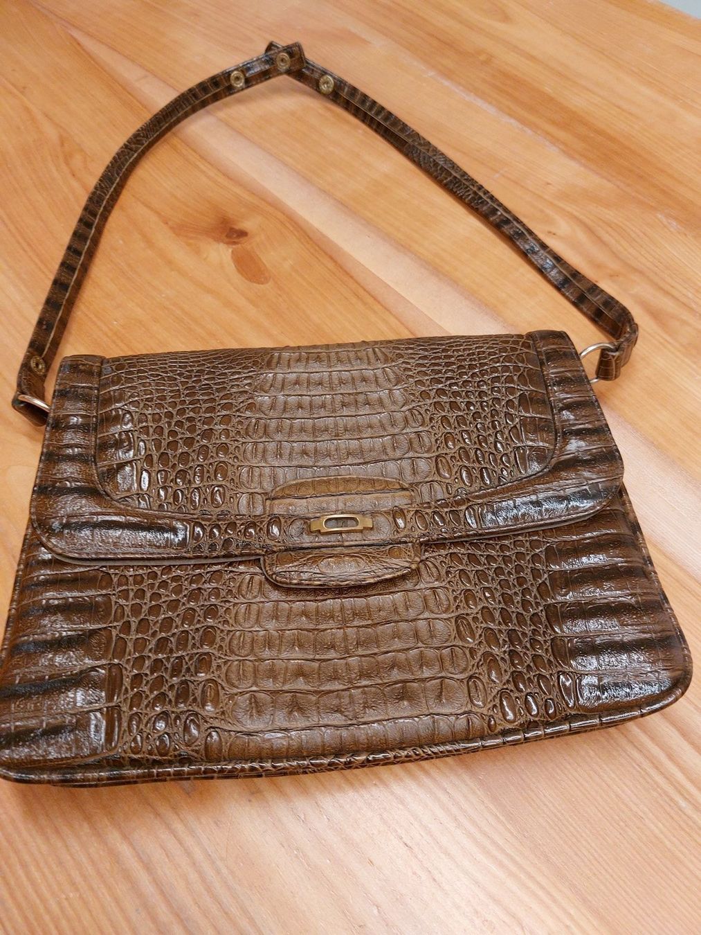 Borse da donna: Alte Krokodil LederHandtasche Lady – Usato da Ganterschwil venduto da HeidiuPeter