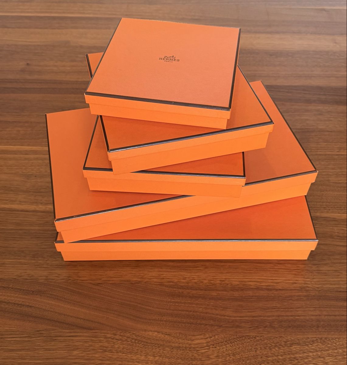 Hermès Pots: Hermes Orange Gift Boxes Set - 5 Pcs  – Neuf (Voir description) à Erlenbach ZH par topchick
