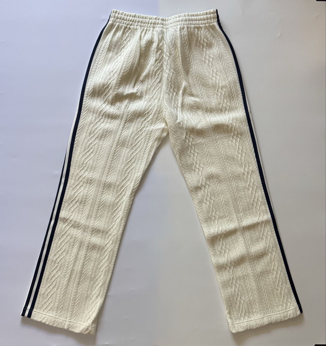 Adidas Pantaloni: Adidas Tricot Jogginghose – Nuovo (secondo la descrizione) da Vionnaz venduto da b_f_d_r_g 2