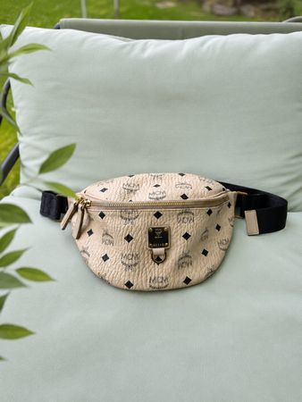MCM Fursten Umhängetasche Visetos Small Beige