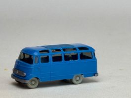 AU- Wiking Mercedes 319 Panoramabus himmelblau