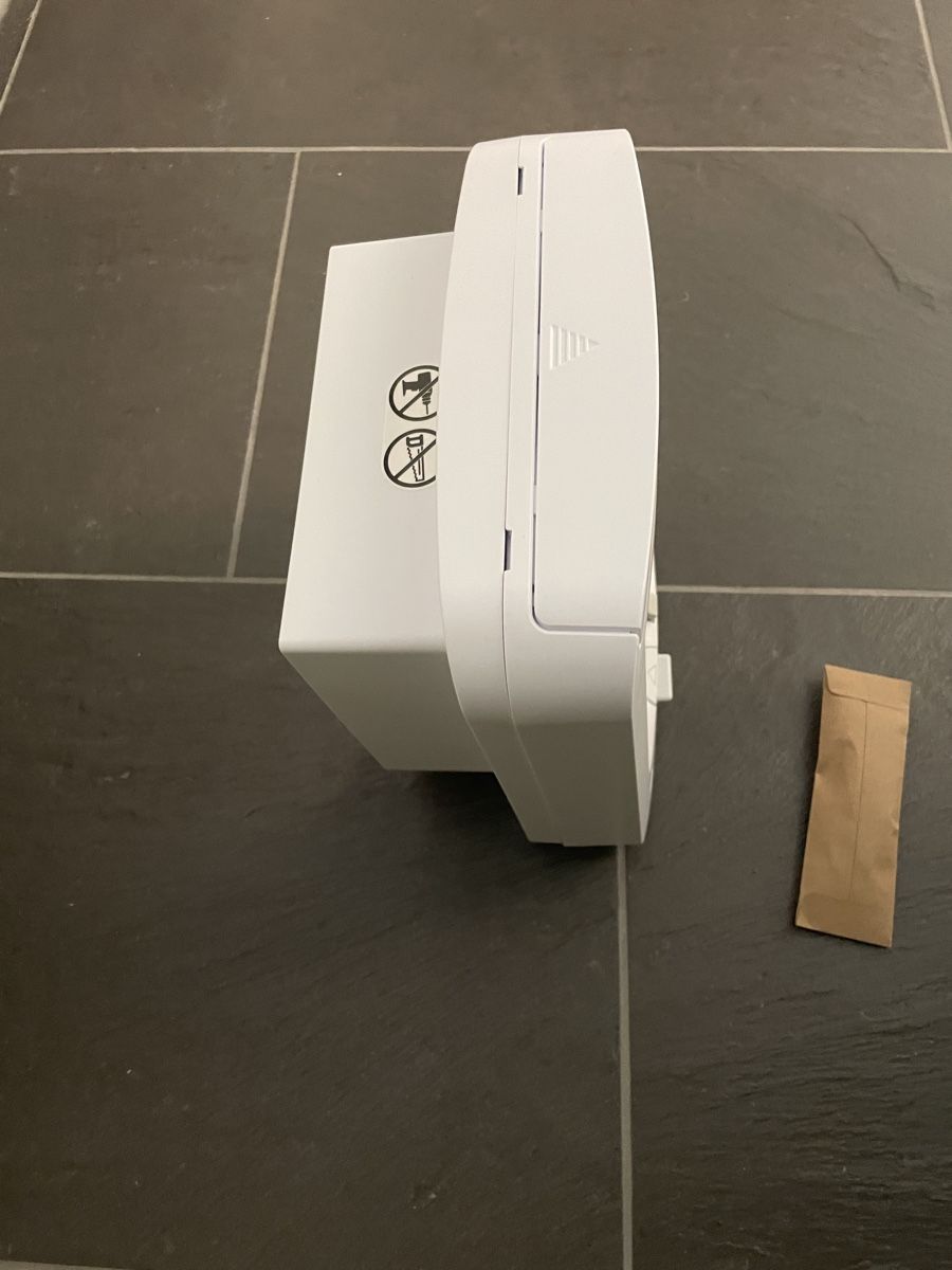 Gattaiole: Katzenklappe Sureflap mit Montagering neu – Nuovo (secondo la descrizione) da Tägerig venduto da Maike4180 2