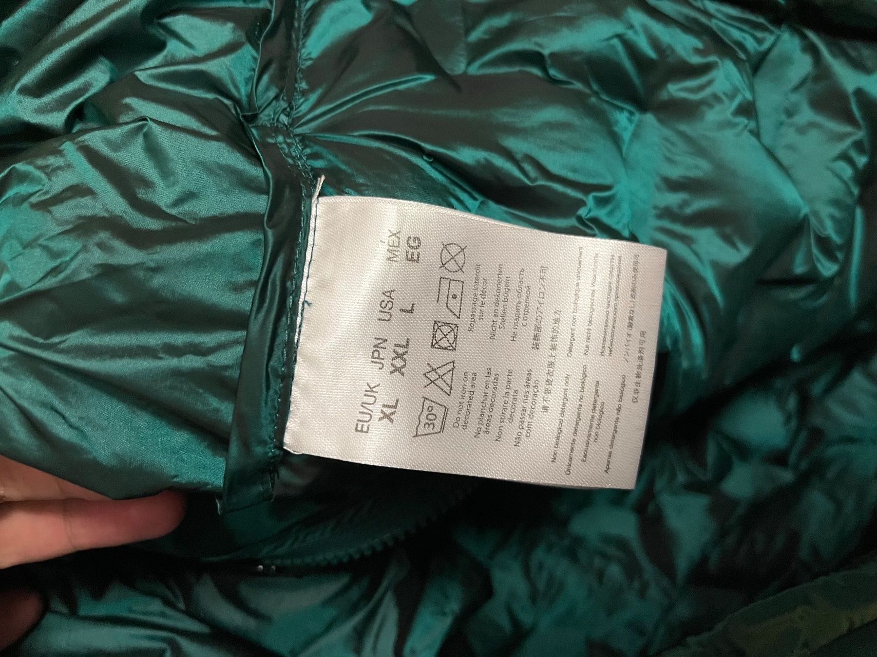 Gilet & Giacche: Gilet - Aston Martin Formula 1 Team – Nuovo (secondo la descrizione) da Erlach venduto da migdep985 5