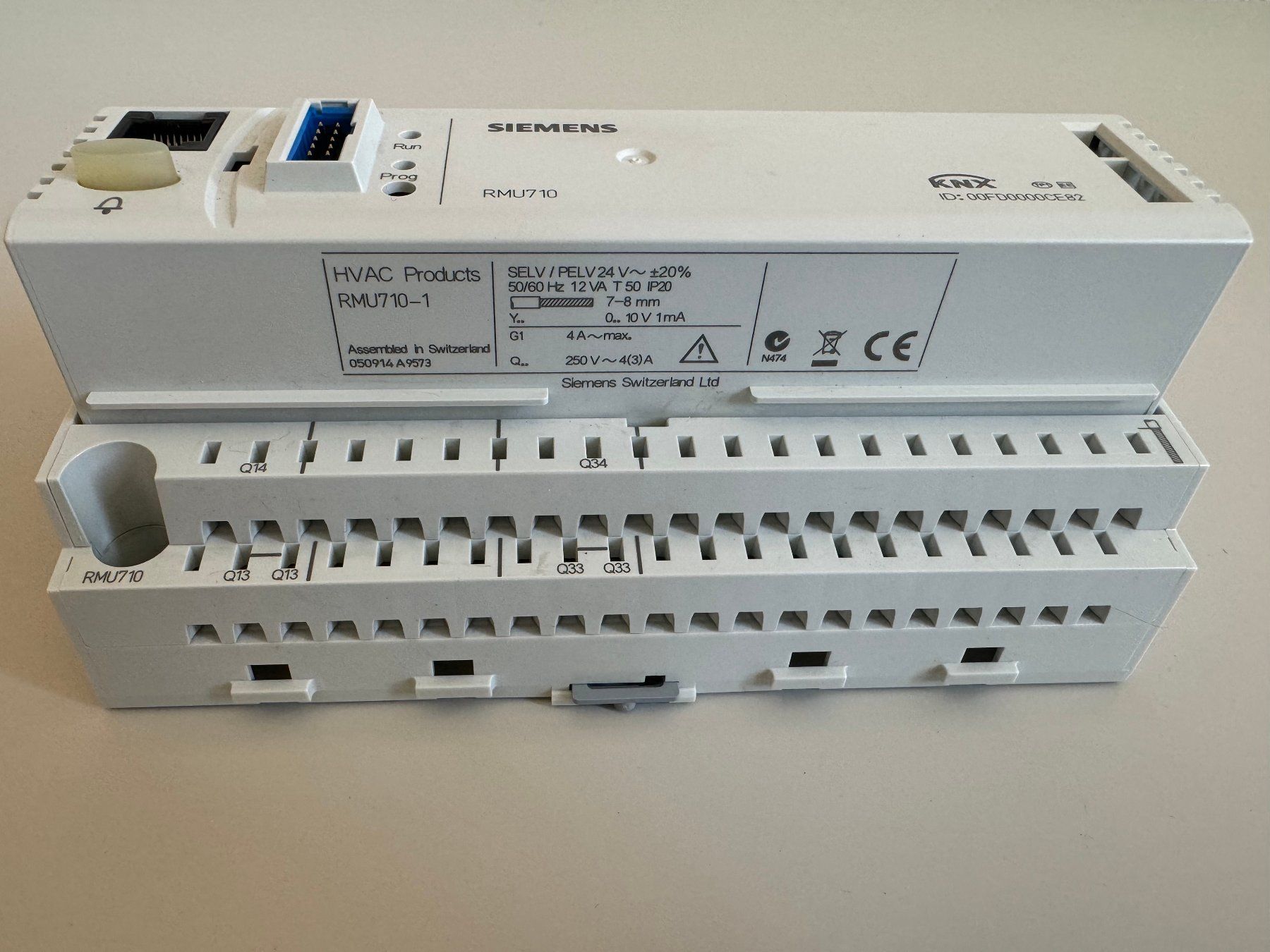 Siemens Componenti elettronici: SIEMENS UNIVERSALREGLER, RMU710-1 – Usato da Trimbach venduto da ORTHOPORT 1