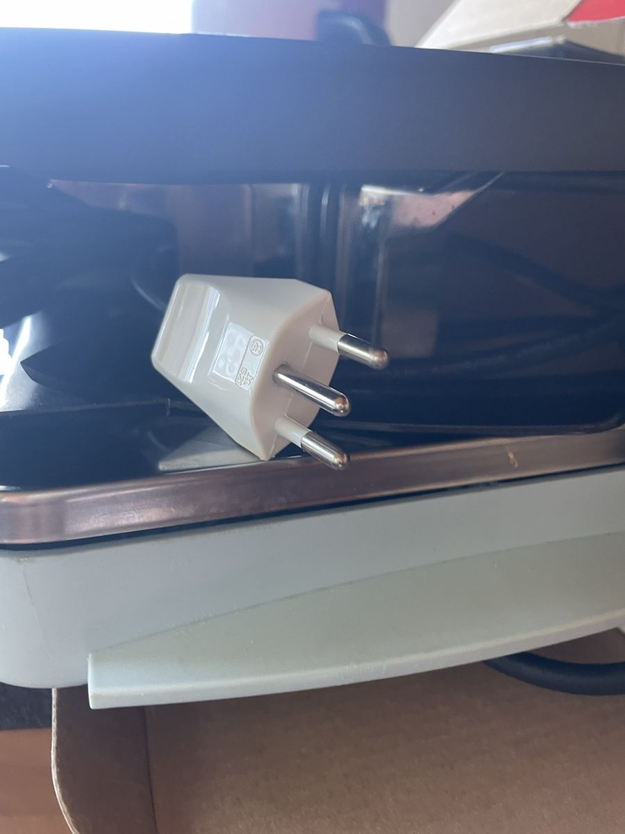 Komplettküchen: Four à raclette et charbonade !  – Gebraucht aus Bursins von BastienM. 1