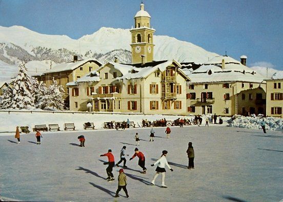 Cartoline postali: CELERINA Dorfpartie mit Eisplatz – Usato da Jona venduto da philajona