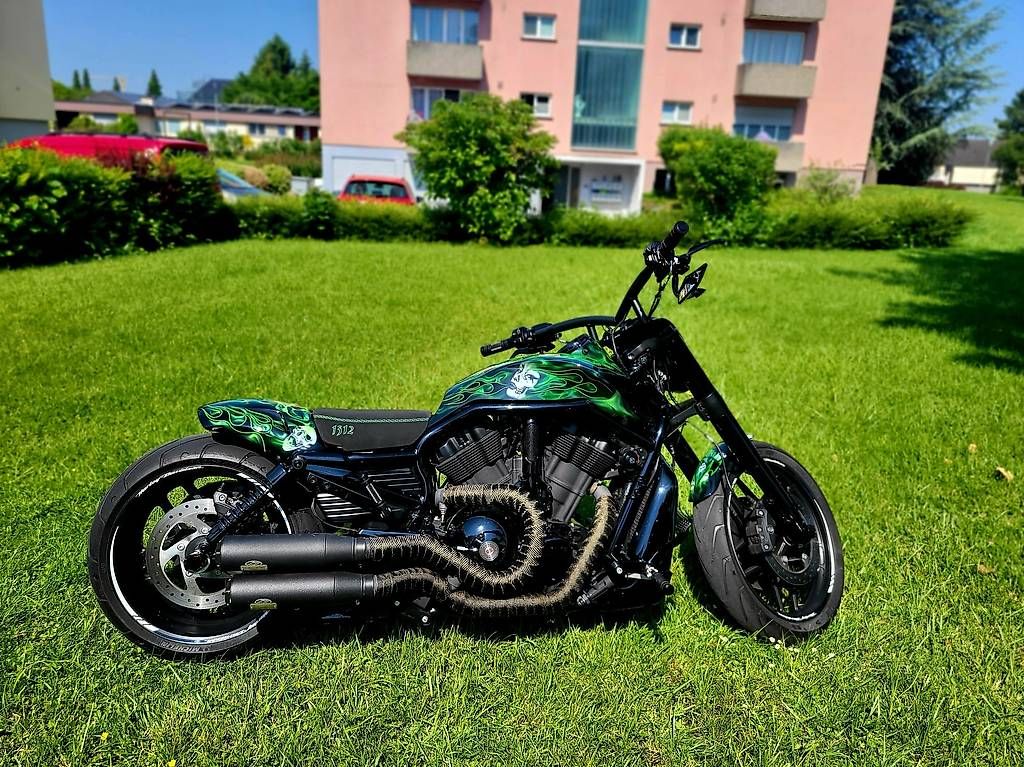 Harley-Davidson Chopper: Harley Davidson night rod special mit MFK – Usato da Rorschach venduto da tt1703