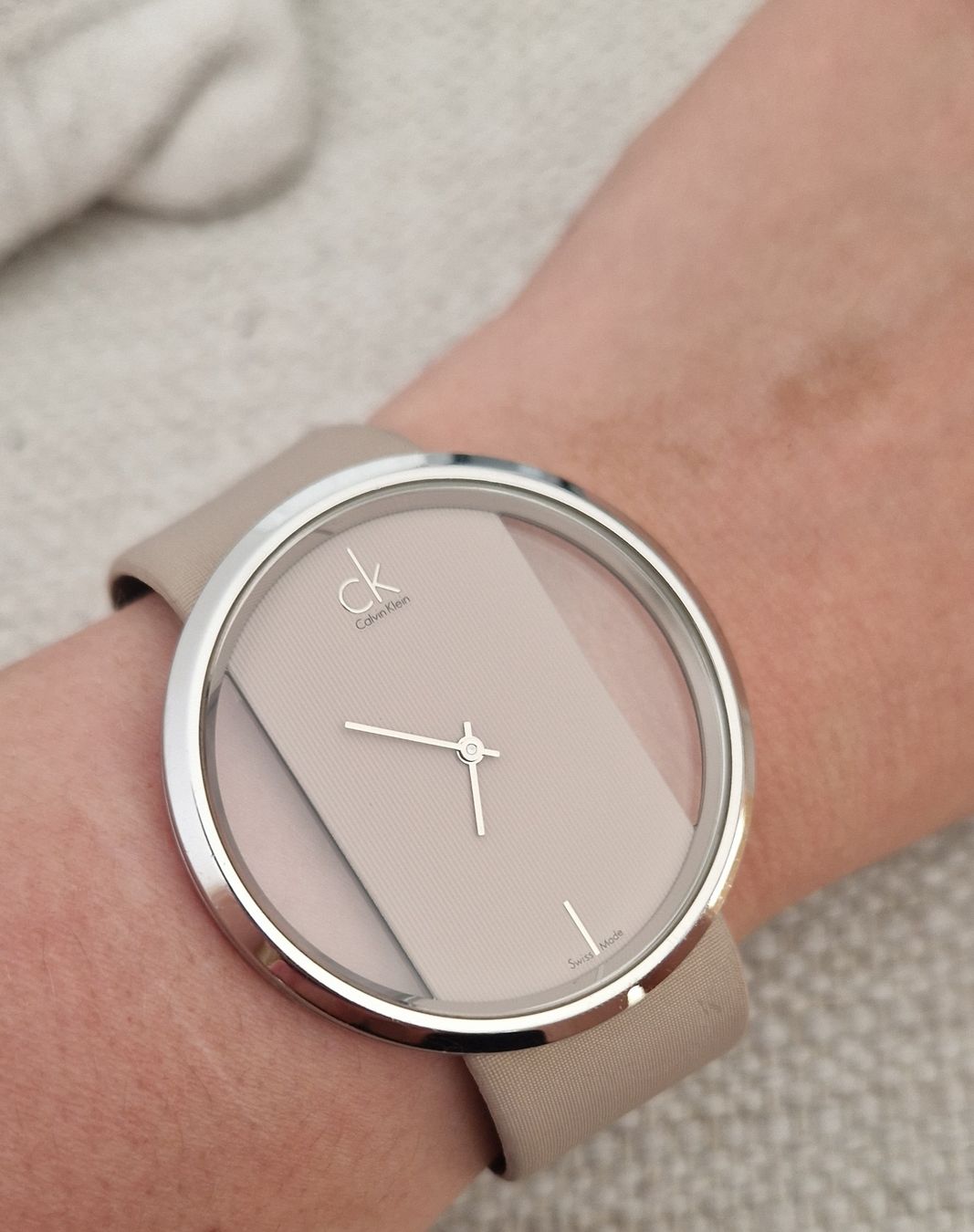 Calvin Klein Uhren: montre CK nude – Gebraucht aus Collombey von Preloveditems 3