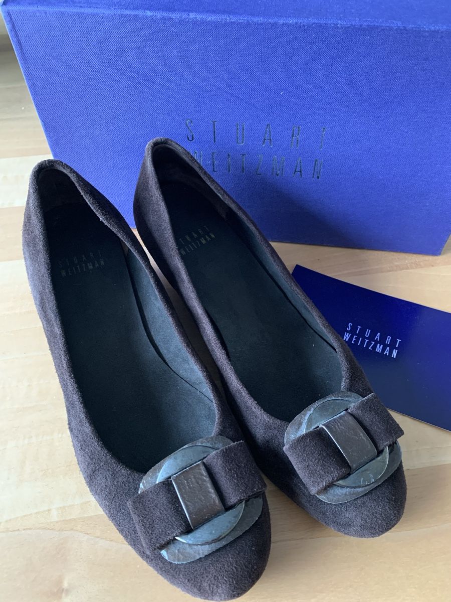 Stuart Weitzman Scarpe da donna: Stuart Weitzman Wildleder Pumps Gr. 37,5 braun – Nuovo (secondo la descrizione) da Mettmenstetten venduto da _4_YOU_