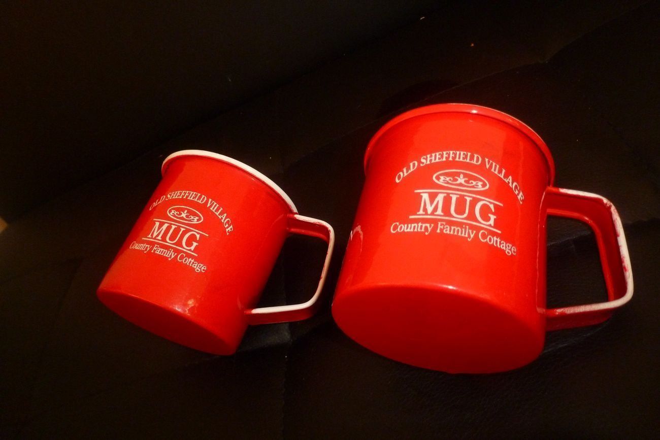 Tazze: Sheffield-Metallbecher ** Vintage ** Rot – Usato da Emmen venduto da newcar4you 5