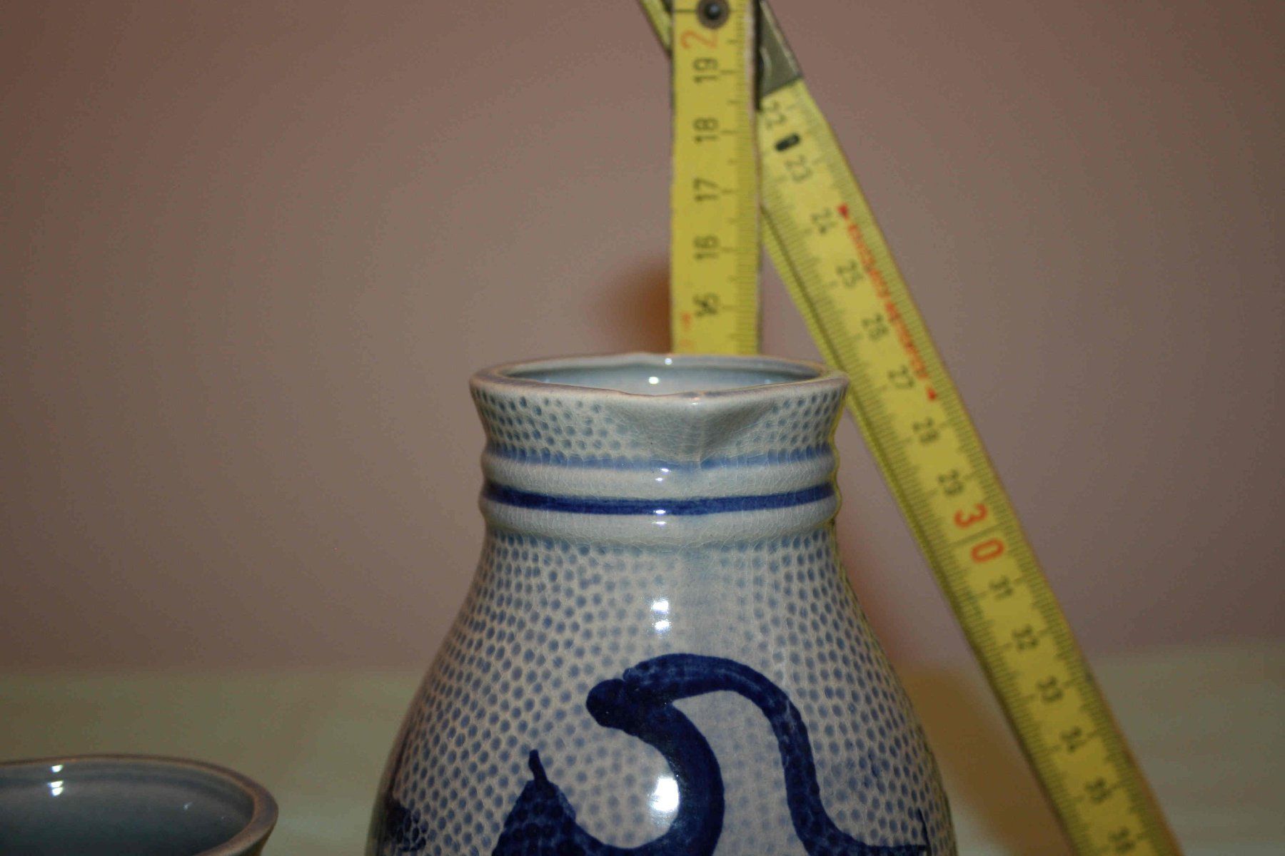 Carafes: Keramik / Stein Krug mit zwei Bechern. – D'occasion à Cadenazzo par Mikeshop 6