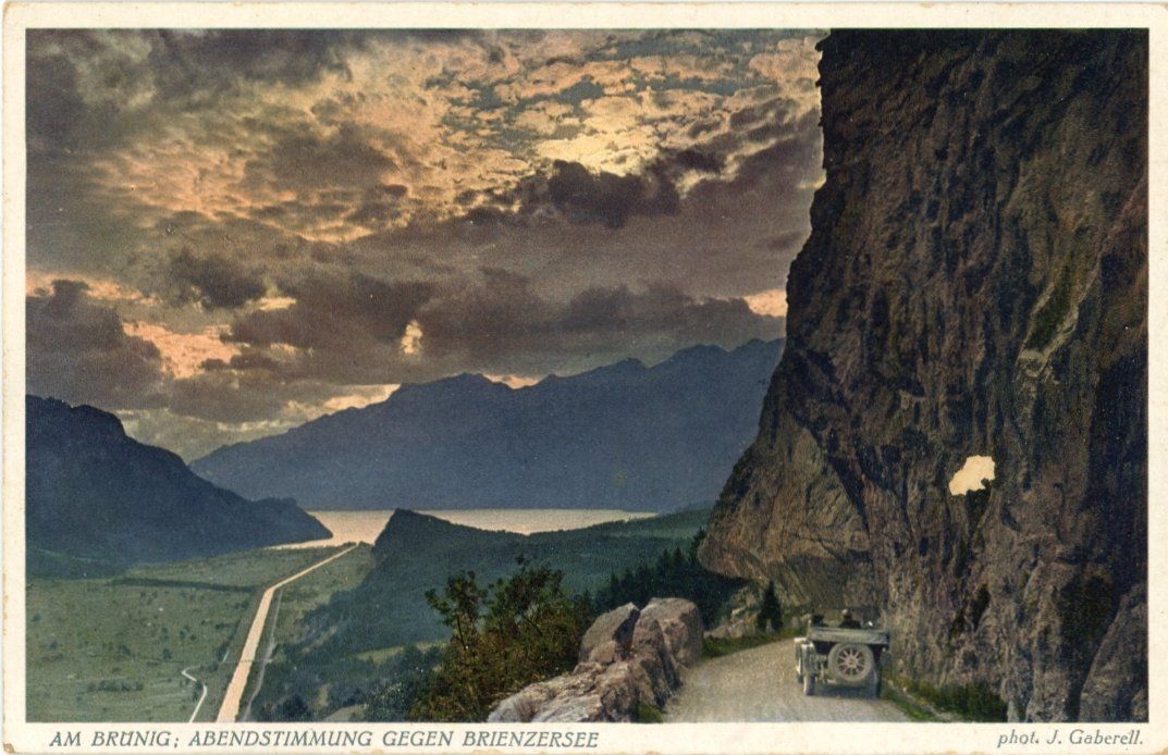 Cartes postales: Brünig   BE  -   Oldtimer bei Abendstimmung am Brienzersee – D'occasion à Brig par Valcards54