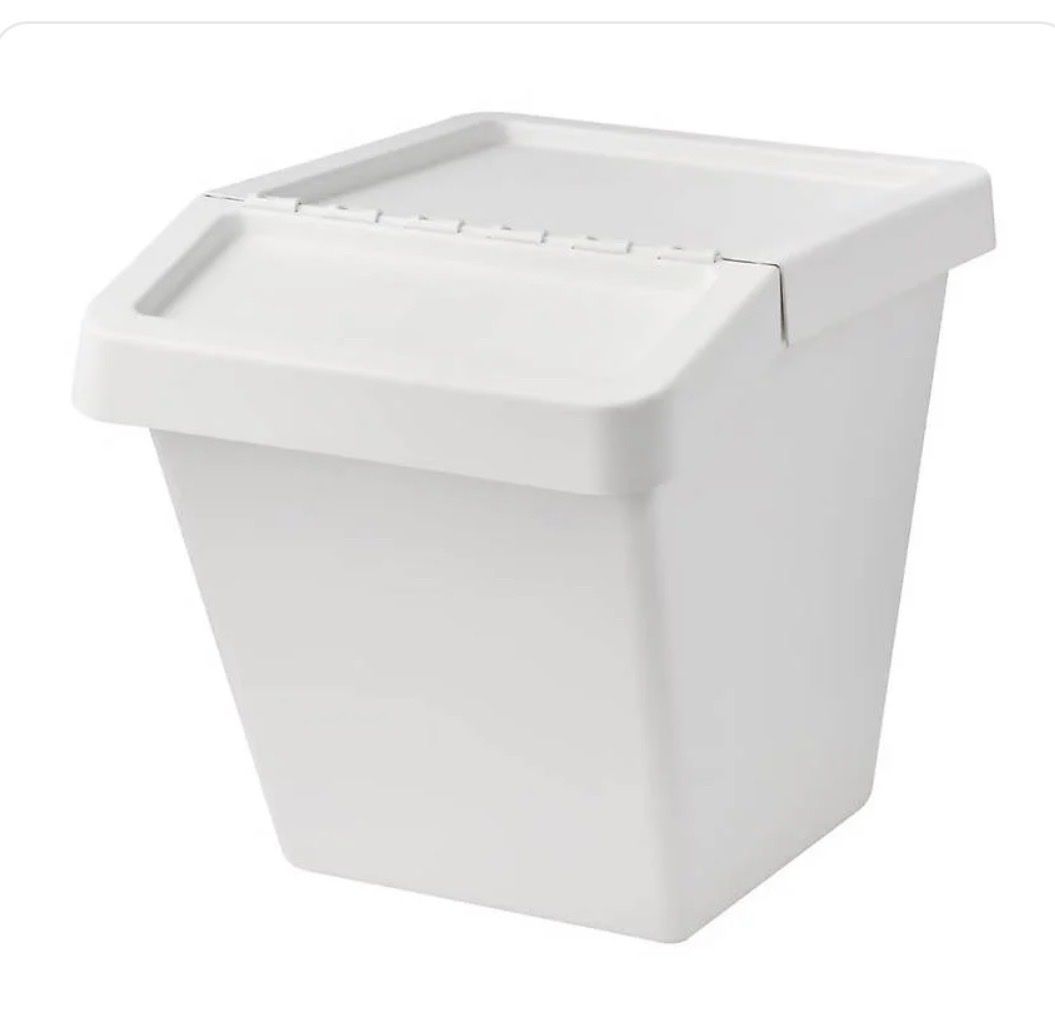 Ikea Coffres: Aufbewahrungsboxen Ikea, weiss, mit Deckel – D'occasion à Frauenfeld par but_lwh7