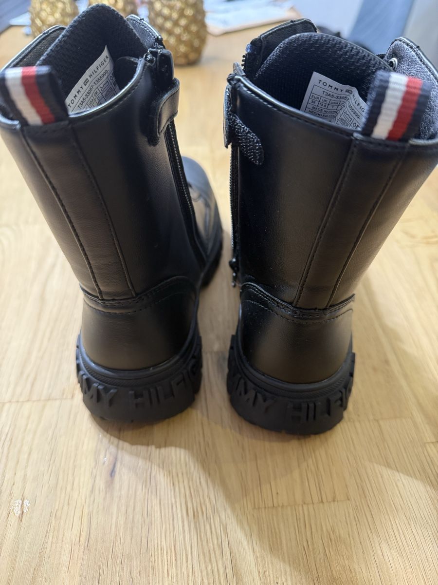 Tommy Hilfiger Scarpe per ragazze: Tommy Hilfiger Boots Gr. 32 – Nuovo (secondo la descrizione) da Herzogenbuchsee venduto da Meeret 2