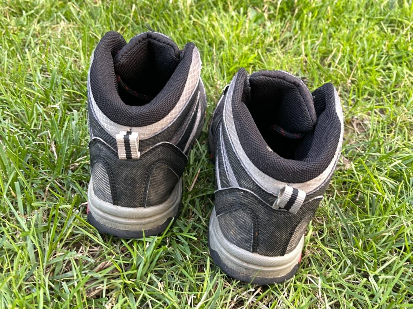 Schuhe für Jungen: Kinder Wanderschuhe Trekkingschuhe in Gr. 30 – Gebraucht aus Berikon von Samira08 3