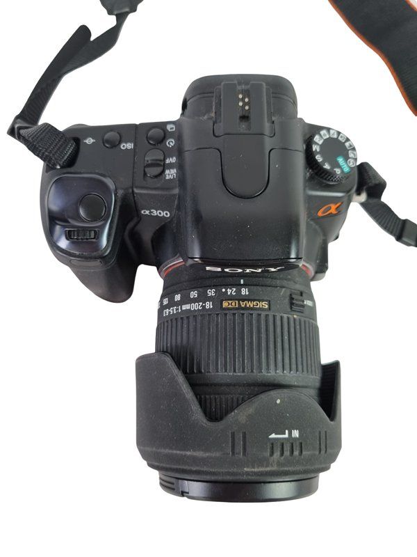 Sony Kamera: SONY DSLR-A300 Kamera Set mit 2 Objektiven – Gebraucht aus Wangen b. Olten von Restwert_Wangen 1