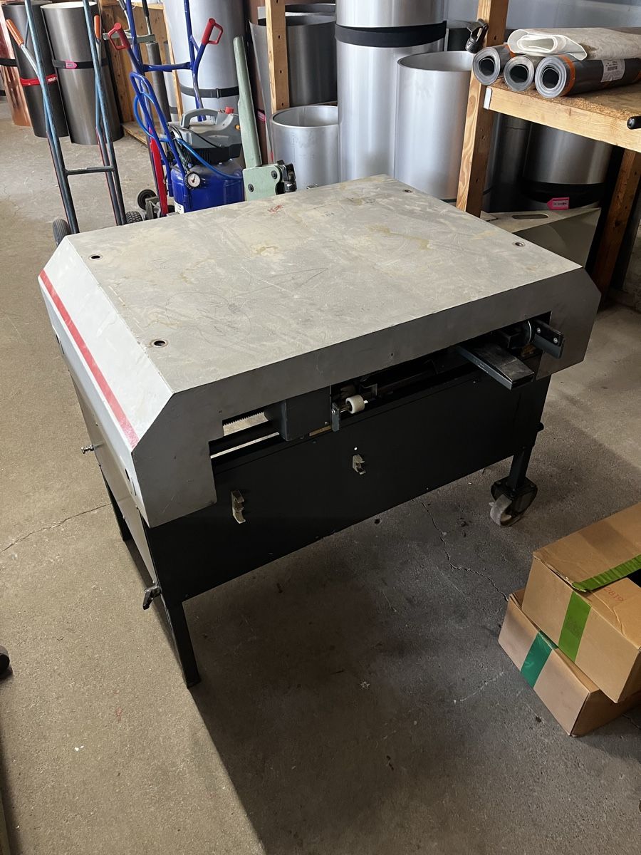 Tutte le macchine: Schlebach Mini Prof – Usato da Steinen venduto da ufdrmuur 1