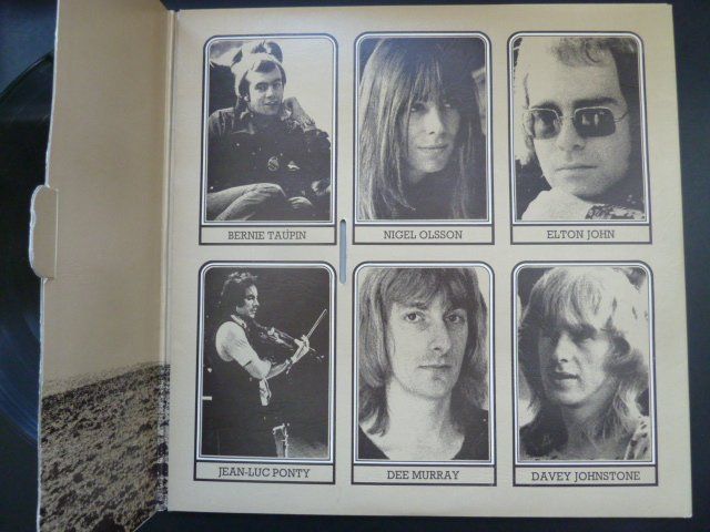 Dischi in vinile: Elton John - Honky Chateau  (VG+) – Usato da Au ZH venduto da sikoku 3