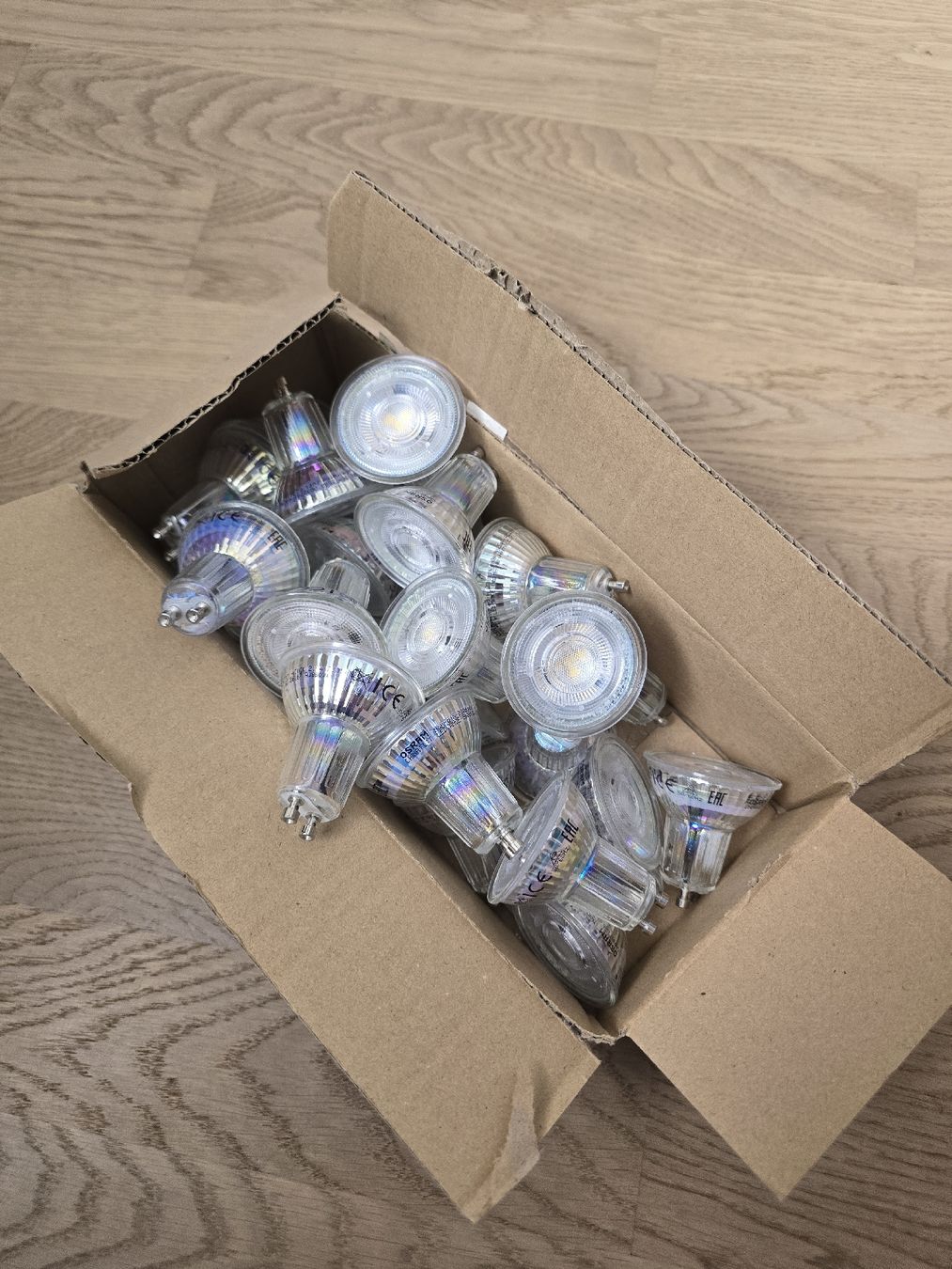Osram Lampade: Leuchtmittel GU10 – Usato da Oerlingen venduto da Wuddi00