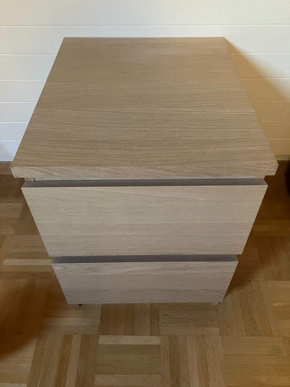 Ikea Comodini: IKEA Nachttisch (MALM) – Usato da Ebnat-Kappel venduto da tgif18 1