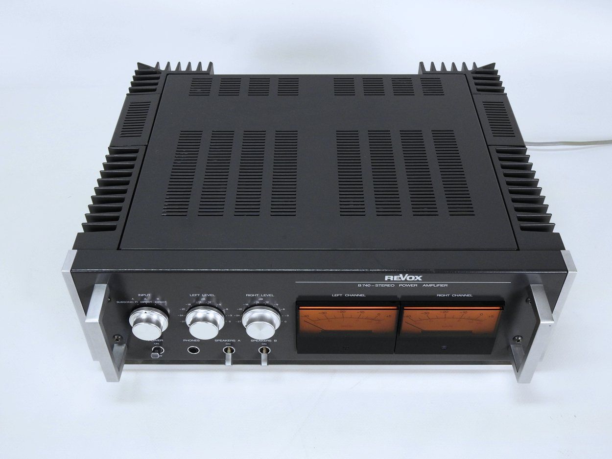 Revox Amplificatori: ReVox B740 Endstufe - Sammlerstück... – Usato da Lohn-Ammannsegg venduto da Techtrading-GmbH 1