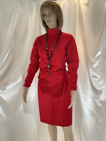 Rollkragenpullover rot in Grösse 38-40