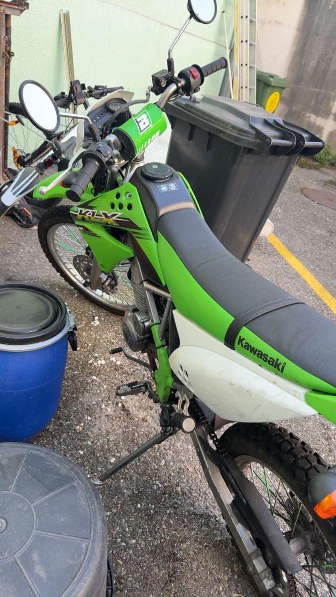 Kawasaki Enduro: Kawasaki KLX150L – Usato da Biel/Bienne venduto da DjurovicL
