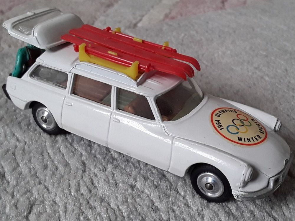 Corgy Toys No. 475 Citroën ID19 Break Olympiade 1964 - TOP! (Gebraucht