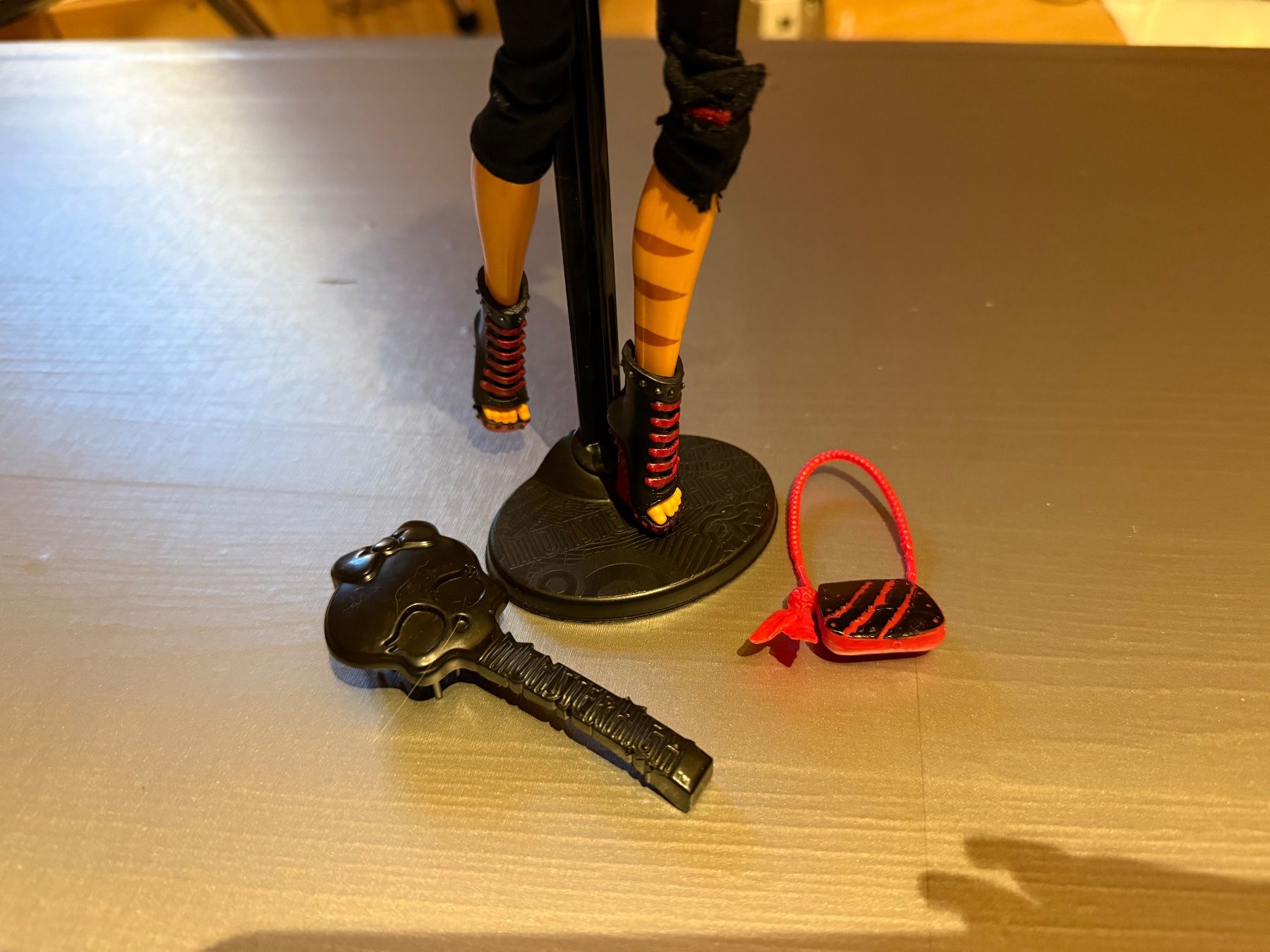 Bambole: Monster High Toralei G1 2011 – Usato da Fribourg venduto da leaahrm 3