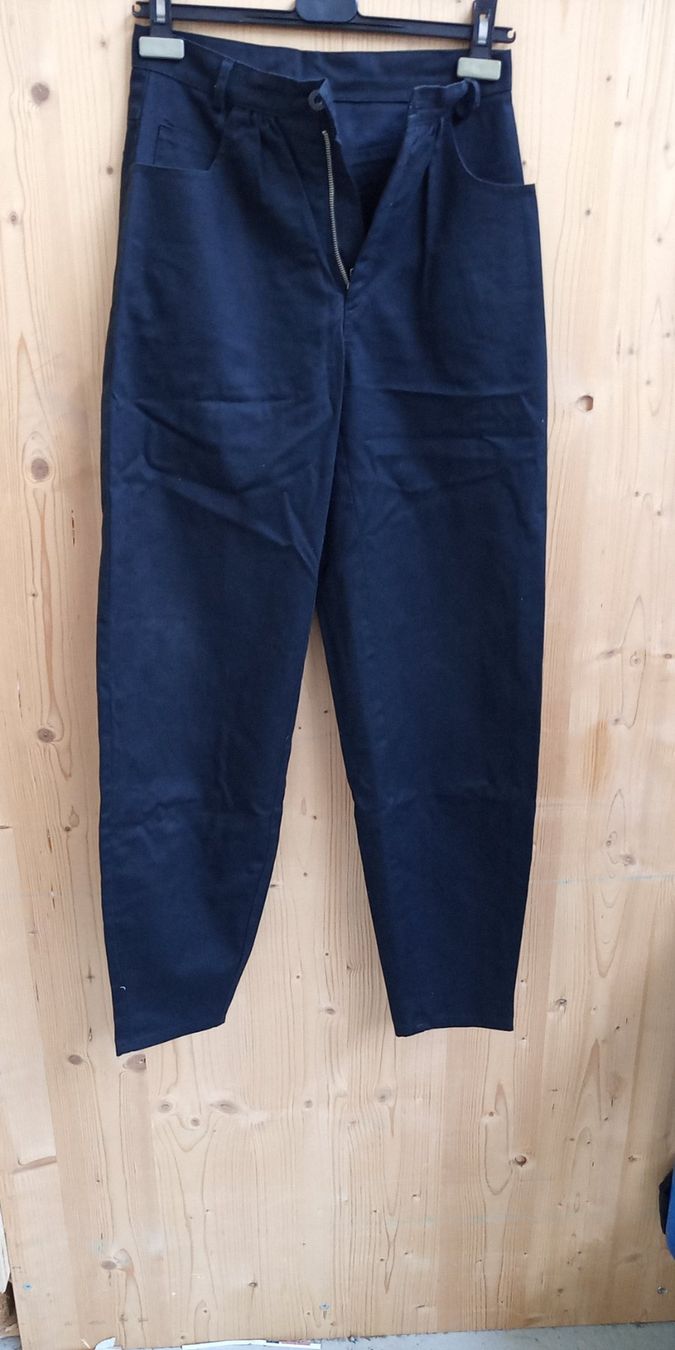 Jeans: schwarze Sommer-Jeans – Nuovo (secondo la descrizione) da Wängi venduto da Ladys_First 2