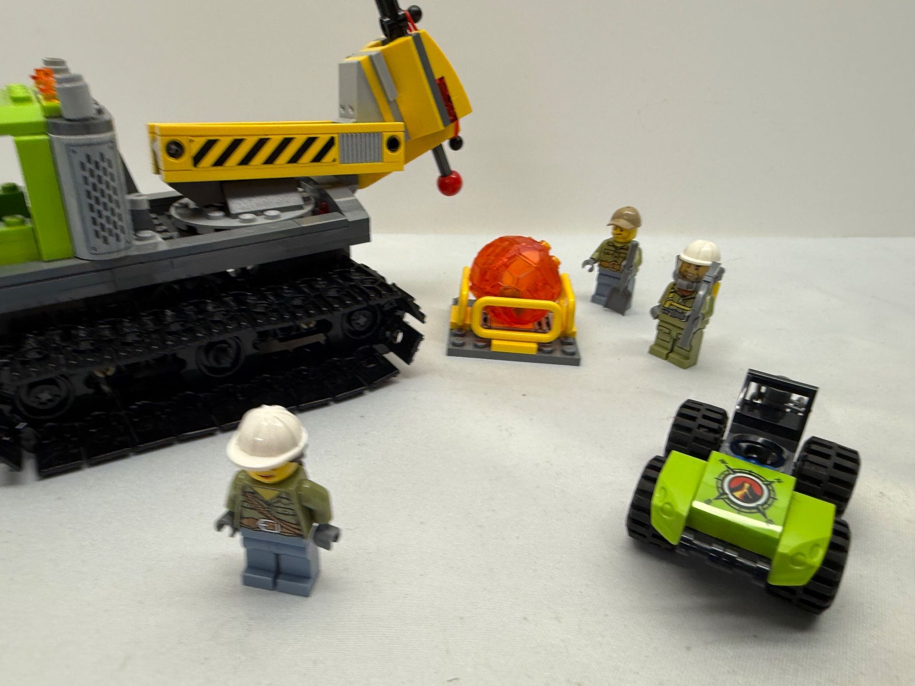 Lego Kit di costruzioni: Lego City 60122 - Volcano Crawler / Vulkanraupe – Usato da Burgdorf venduto da Pistar 2