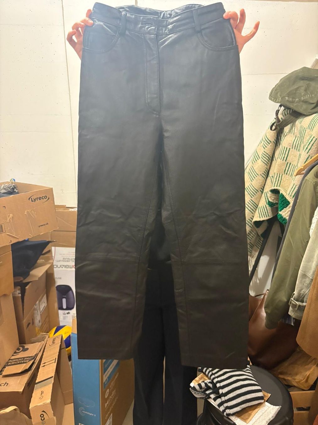 Pantaloni: Leather pants – Usato da Fribourg venduto da mariedw 3