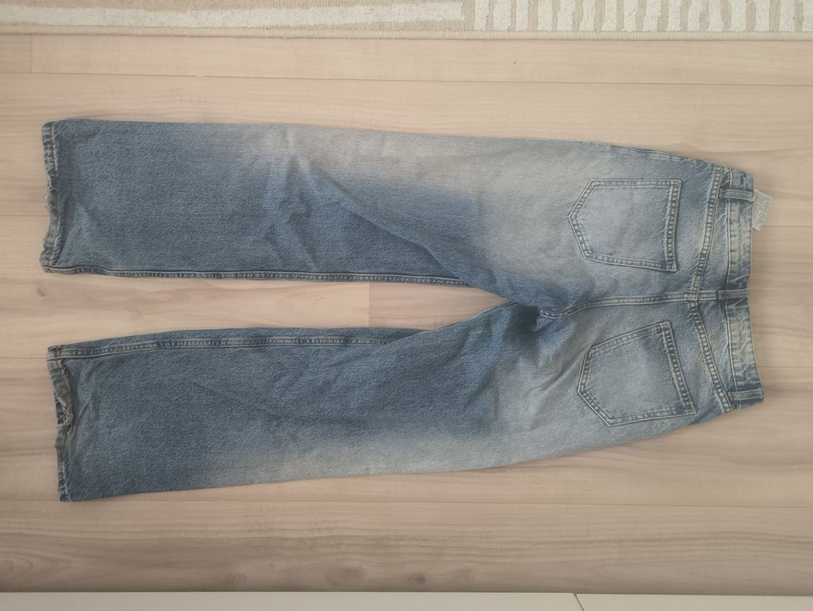 Bershka Jeans: Bershka-Jeans Grösse 32 – Gebraucht aus Baden von bie_mj2p 1