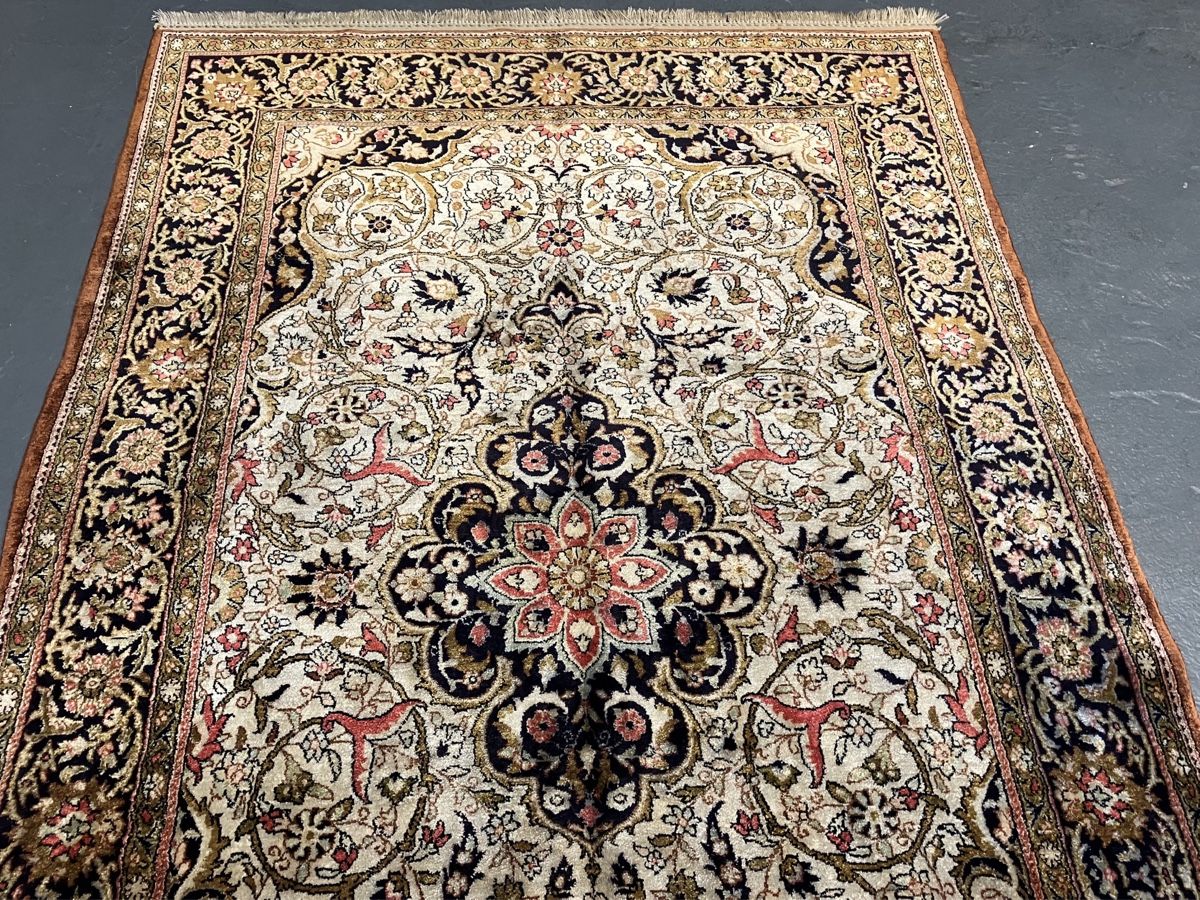 Teppiche: Seidenteppich Ghom  Perser165x105cm – Gebraucht aus Zürich von otomado 4