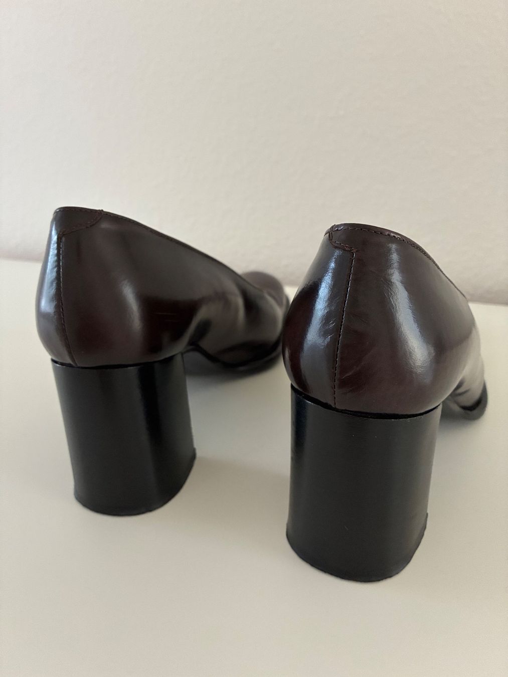 Damenschuhe: Pumps in aktueller Herbst-/Winterfarbe – Gebraucht aus Zürich von SOMO120 3