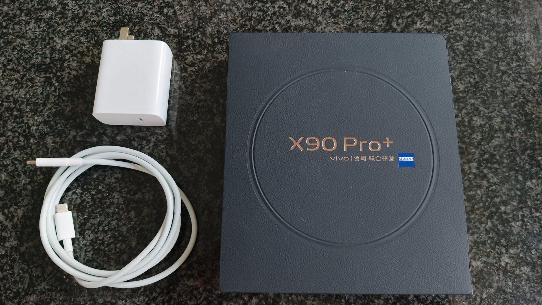 Vivo Telefoni cellulari / Smartphones: Vivo x90 Pro+ – Usato da Oberdorf NW venduto da pr0x 5