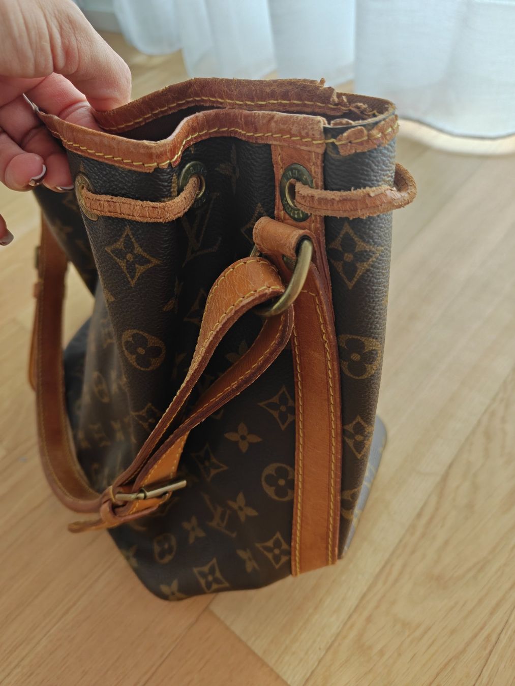 Louis Vuitton Sacs femmes: Original Louis Vuitton Petit Noe Monogram – D'occasion à Luzern par DijMark 3