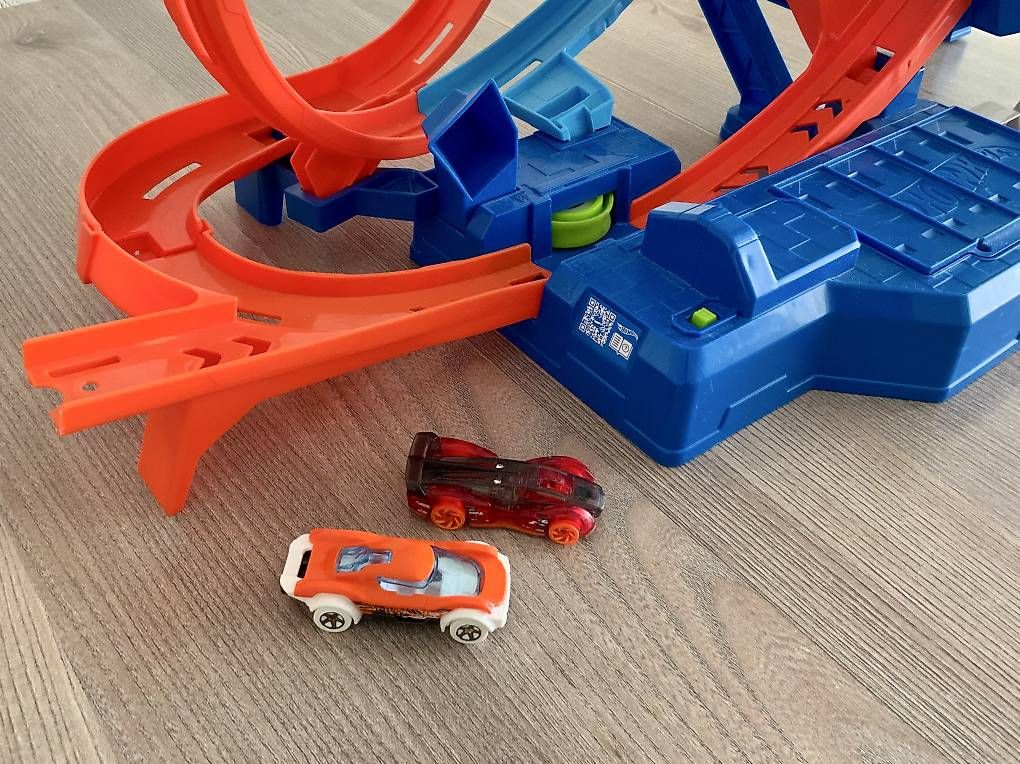 Circuits: HOT WHEELS Action 4 Loopings Crash Gefahr – D'occasion à Seewen (SZ) par manuelit0 1