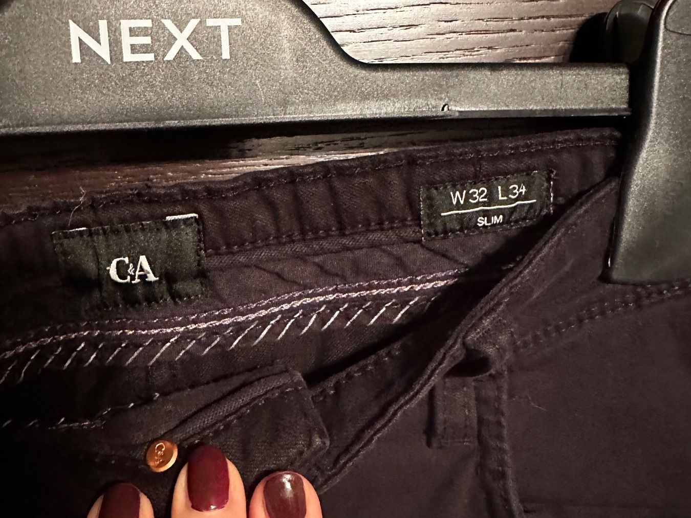 Jeans: Jeans schwarz v. C&A 32/34 – Nuovo (secondo la descrizione) da Altendorf venduto da Eastwick4 2