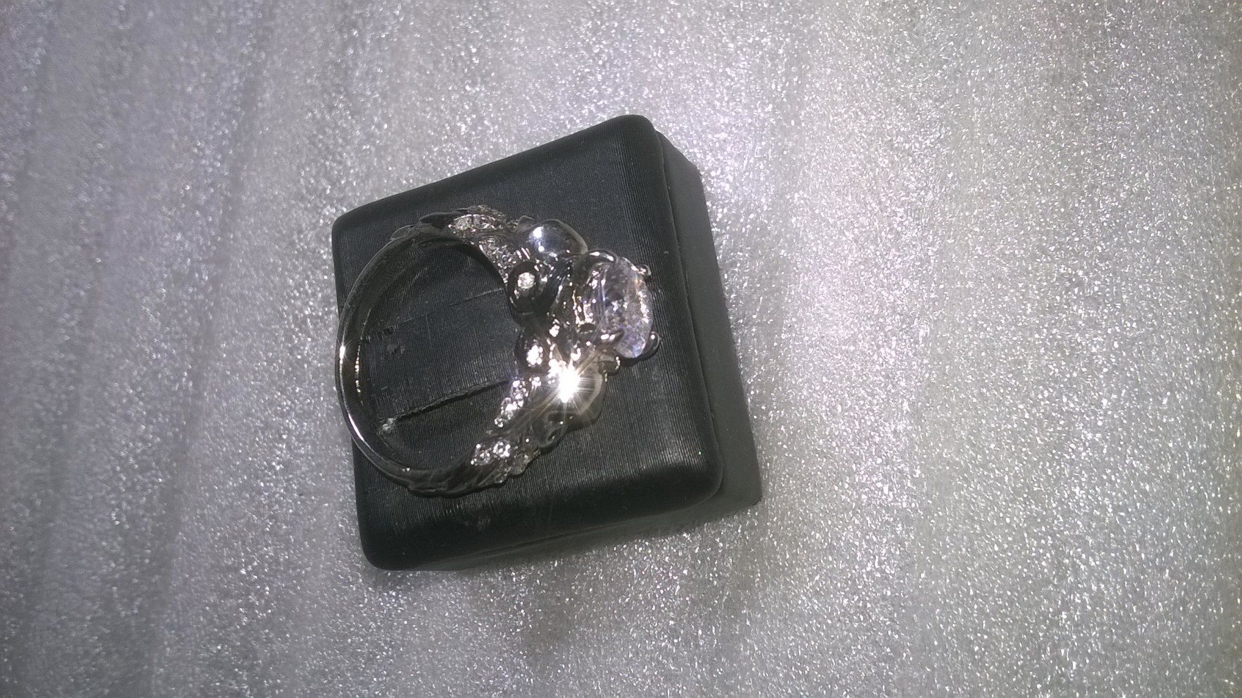 Anelli: ring modeschmuck mit echt kristall,,,glanzig – Nuovo (secondo la descrizione) da Basel venduto da bijoutrie_4 1