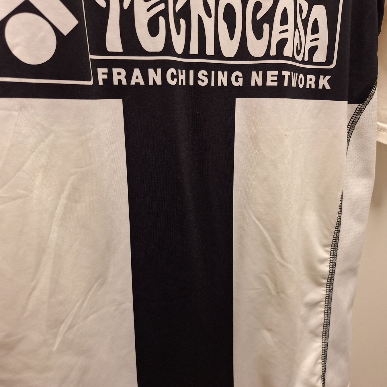 Canottiere & Pantaloni: Errea Ac Parma Calcio Home 2005-2006 – Usato da Bellinzona venduto da LA-ropa-de-Juan 1