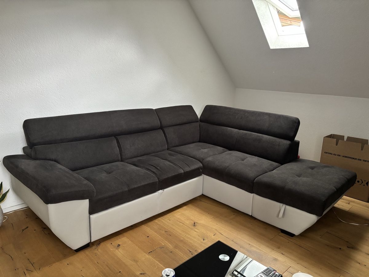 Conforama Divani: Ecksofa mit Schlaffunktion & Stauraum , gut erhalten – Usato da Biel/Bienne venduto da nig_j8st 1