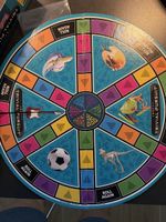Trivial Pursuit Family Edition